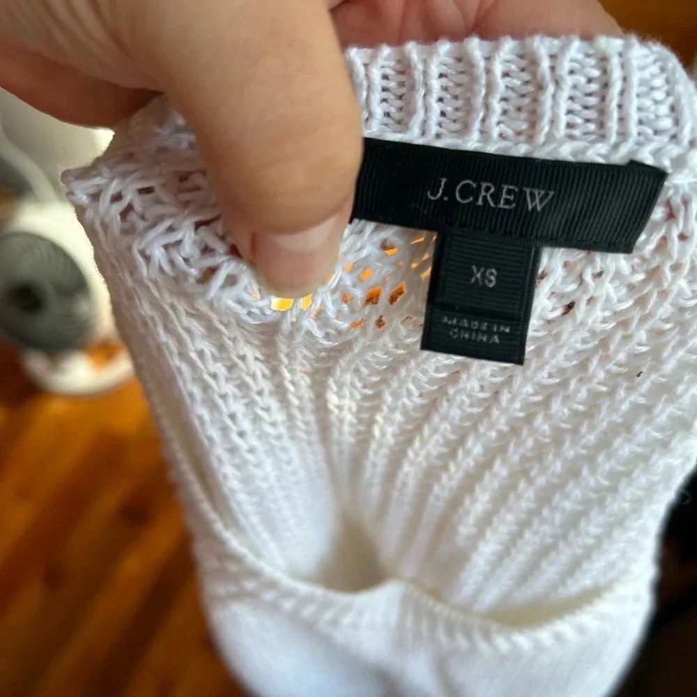J.CREW WHITE LINEN FRINGE SHORT SLEEVE SWEATER